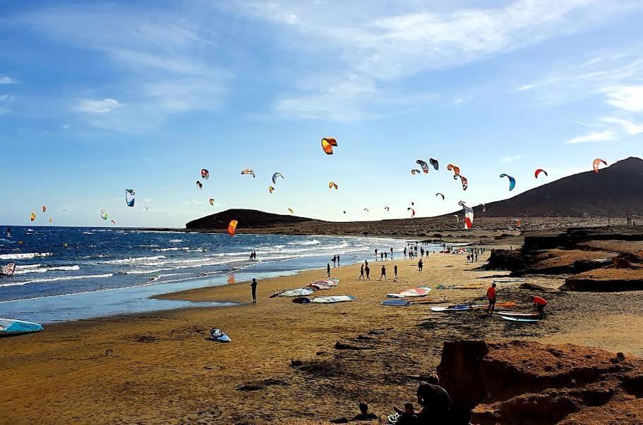 Medano Los Patios Windsurfing Area El Médano Buitenkant foto